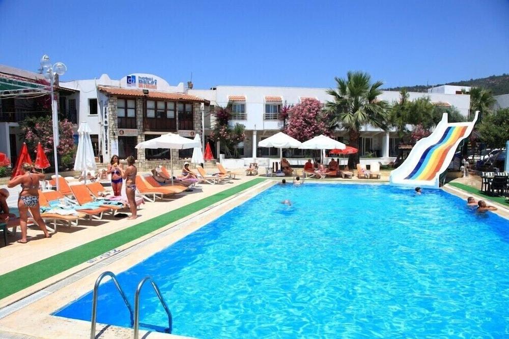 Delfi Hotel Spa & Wellness Center Bodrum ภายนอก รูปภาพ