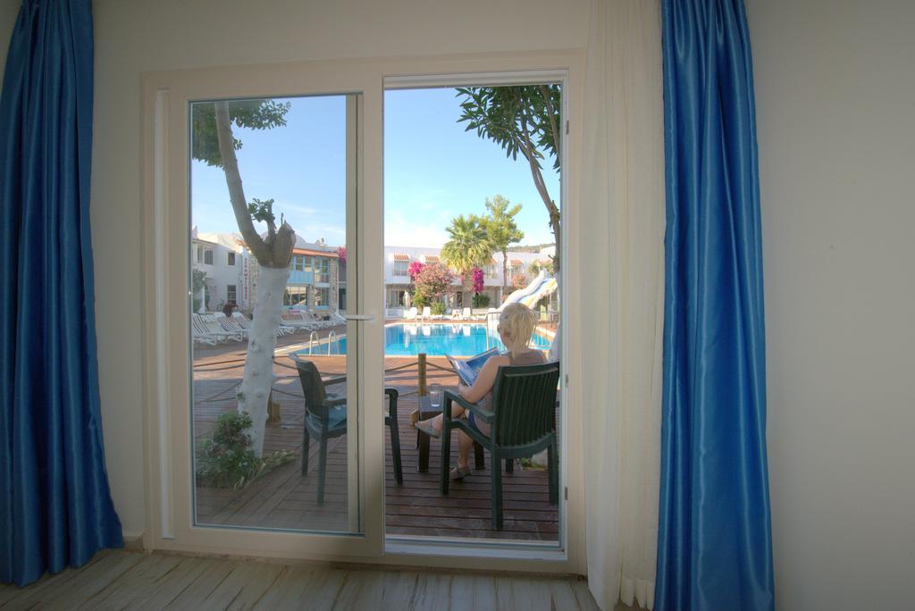 Delfi Hotel Spa & Wellness Center Bodrum ภายนอก รูปภาพ